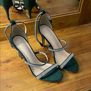 Green High Heeled Sandals with Stiletto Heel and Open Toe Design NWOT